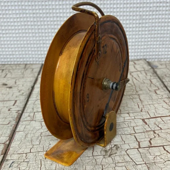 Clock - Picture 4 of 7